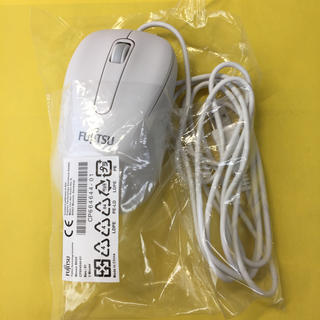 フジツウ(富士通)の富士通 マウスM520白(PC周辺機器)