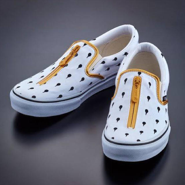 VANS(ヴァンズ)の24cm 新品 JOJO x VANS コラボ スニーカー ブチャラティ メンズの靴/シューズ(スニーカー)の商品写真