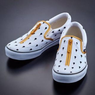 ヴァンズ(VANS)の24cm 新品 JOJO x VANS コラボ スニーカー ブチャラティ(スニーカー)