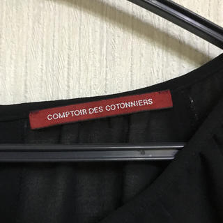 コントワーデコトニエ(Comptoir des cotonniers)のCOMPTOIR DES COTONNIERSカットソー　ブラウス(カットソー(半袖/袖なし))