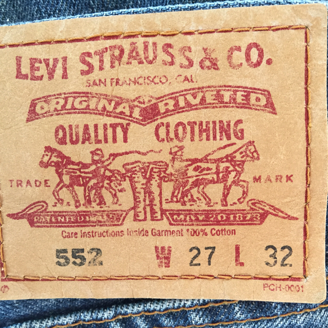 Levi's(リーバイス)のリーバイス  552  ジーンズ レディースのパンツ(デニム/ジーンズ)の商品写真