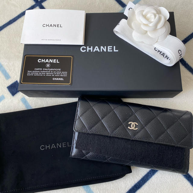 CHANEL 長財布　キャビアスキン　シリアルナンバー　ケアカード付属のサムネイル