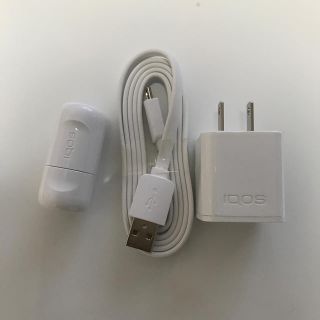 アイコス(IQOS)のiQOS2.4 の充電器とクリナー(バッテリー/充電器)