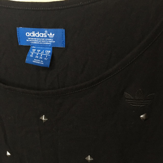 adidas(アディダス)のTシャツ　カットソー　アディダス レディースのトップス(Tシャツ(半袖/袖なし))の商品写真