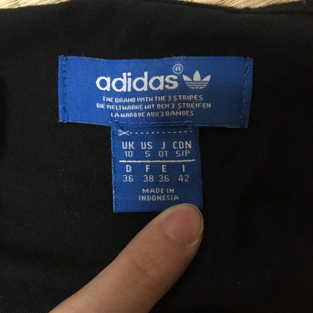 adidas(アディダス)のTシャツ　カットソー　アディダス レディースのトップス(Tシャツ(半袖/袖なし))の商品写真