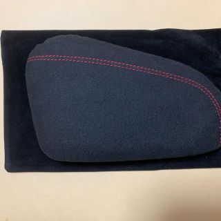 汎用 ニーパッド ドライビング 右座席用 スエード (車内アクセサリ)