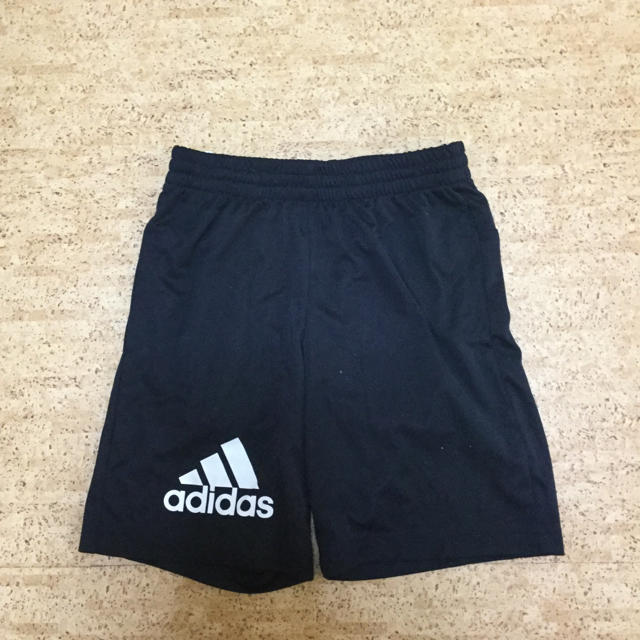 adidas(アディダス)のサッカーパンツ キッズ/ベビー/マタニティのキッズ服女の子用(90cm~)(パンツ/スパッツ)の商品写真