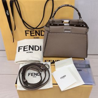 フェンディ(FENDI)のFENDI セレリア　ピーカブー　ベージュ　パイソン ゆん様専用(ハンドバッグ)