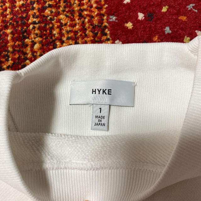 HYKE(ハイク)の数回着用☆hyke☆クロップドスウェット☆ホワイト レディースのトップス(トレーナー/スウェット)の商品写真