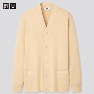 ユニクロ(UNIQLO)の未使用 uniqlo u ミドルゲージVネックカーディガン(カーディガン)