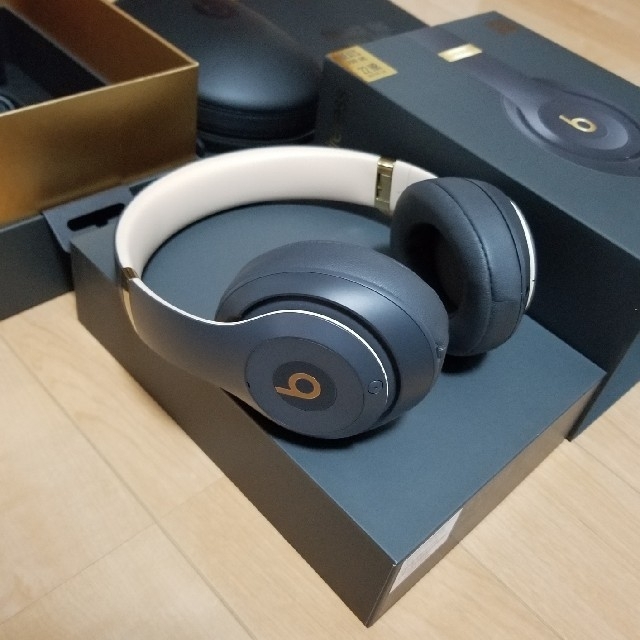 BEATS STUDIO3 WIRELESS ヘッドフォン シャドーグレー-