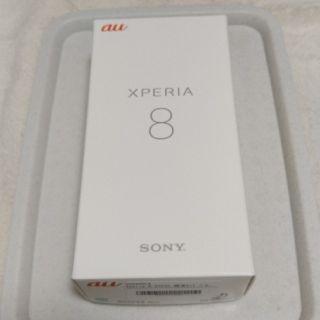 新品 Xperia 8 SIMロック解除済み au 一括購入残債無し SOV42