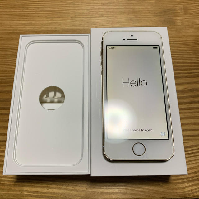 Apple(アップル)のiPhone5S スマホ/家電/カメラのスマートフォン/携帯電話(スマートフォン本体)の商品写真