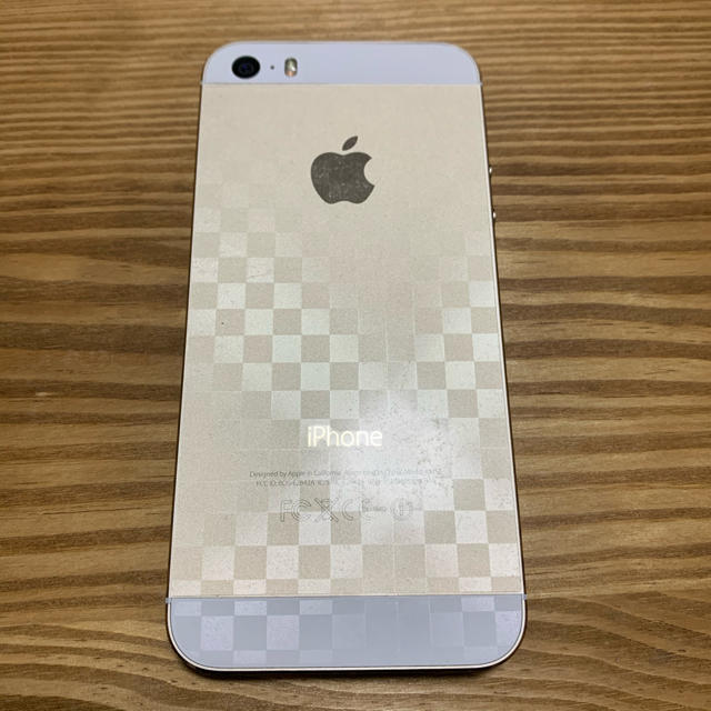 Apple(アップル)のiPhone5S スマホ/家電/カメラのスマートフォン/携帯電話(スマートフォン本体)の商品写真