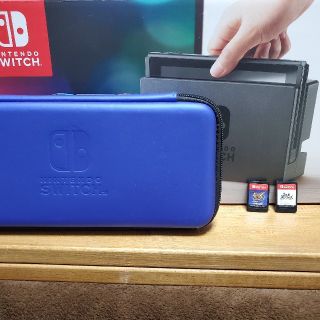 ニンテンドースイッチ(Nintendo Switch)のnintendo switch 本体 スマブラ等ソフトと、プロコン互換付き(家庭用ゲーム機本体)