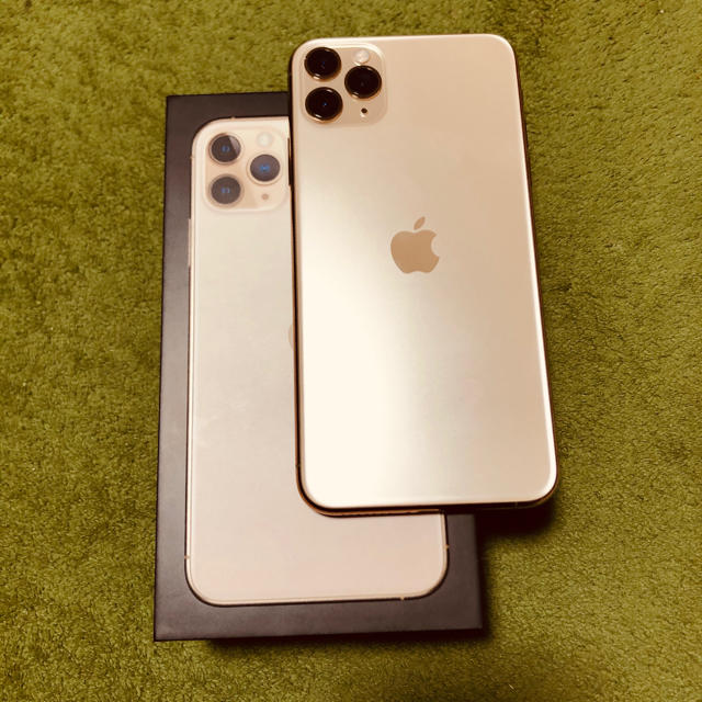 iPhone11pro max    64ギガ　simフリー