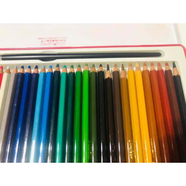 三菱鉛筆(ミツビシエンピツ)のuni  水彩色鉛筆　36色 エンタメ/ホビーのアート用品(色鉛筆)の商品写真