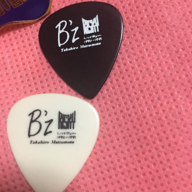 B’z risky グッズ　ピック　ピンバッジ 1