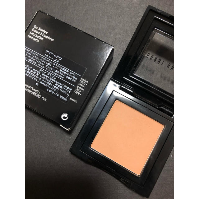 BOBBI BROWN(ボビイブラウン)のBobbi Brown アイシャドウ　14 トースト コスメ/美容のベースメイク/化粧品(アイシャドウ)の商品写真