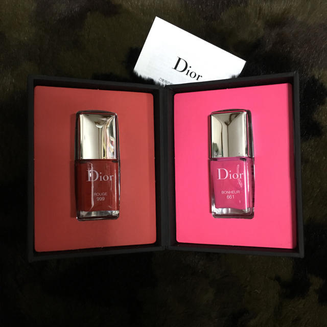 Christian Dior(クリスチャンディオール)のディオールアイシャドウ＋ネイル（サンプル コスメ/美容のベースメイク/化粧品(アイシャドウ)の商品写真