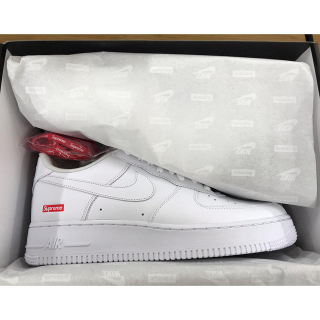 Supreme(シュプリーム)のSupreme Nike Air Force 1 Low white 27.5㎝ メンズの靴/シューズ(スニーカー)の商品写真