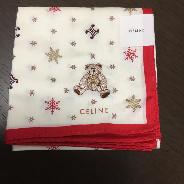 celine(セリーヌ)のCELINE 新品ハンカチ レディースのファッション小物(ハンカチ)の商品写真