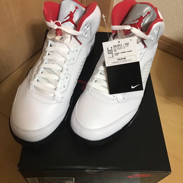 NIKE(ナイキ)のバルケッタ様 新品未使用 NIKE AIR JORDAN RETRO AJ5 メンズの靴/シューズ(スニーカー)の商品写真