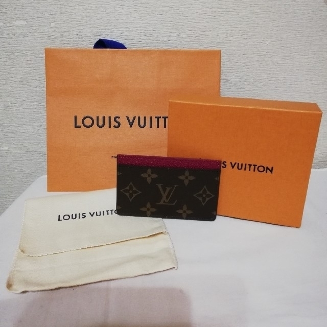 LOUIS VUITTON(ルイヴィトン)のルイヴィトン♥️ポルト カルト・サーンプル
 レディースのファッション小物(パスケース/IDカードホルダー)の商品写真