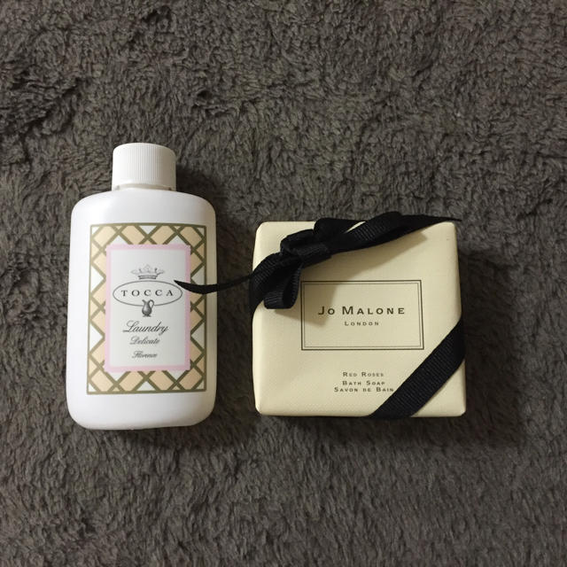 Jo Malone(ジョーマローン)のJO MALONE ソープ &おまけ コスメ/美容のボディケア(ボディソープ/石鹸)の商品写真