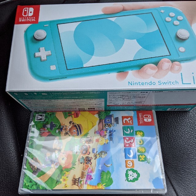 任天堂(ニンテンドウ)のNintendo Switch Lite ターコイズ どうぶつの森のソフト エンタメ/ホビーのゲームソフト/ゲーム機本体(携帯用ゲーム機本体)の商品写真