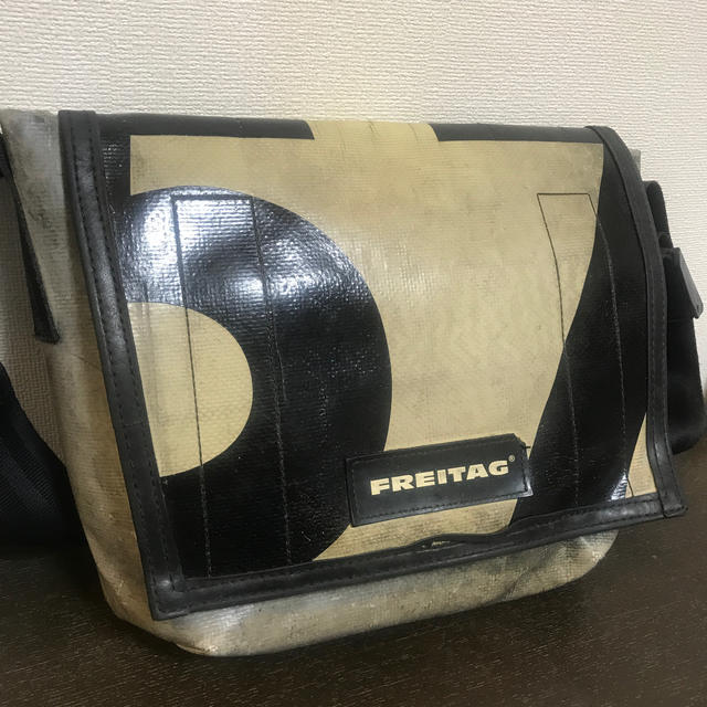 FREITAG(フライターグ)のFREITAG Lassie F11 ラッシー クラシックメッセンジャーバッグS メンズのバッグ(メッセンジャーバッグ)の商品写真