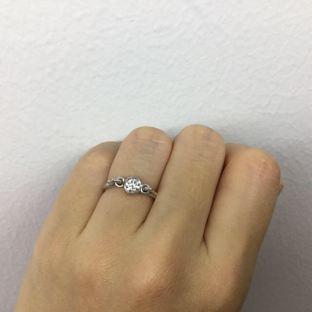 ティファニー トゥルー ダイヤモンド リング 0.25ct