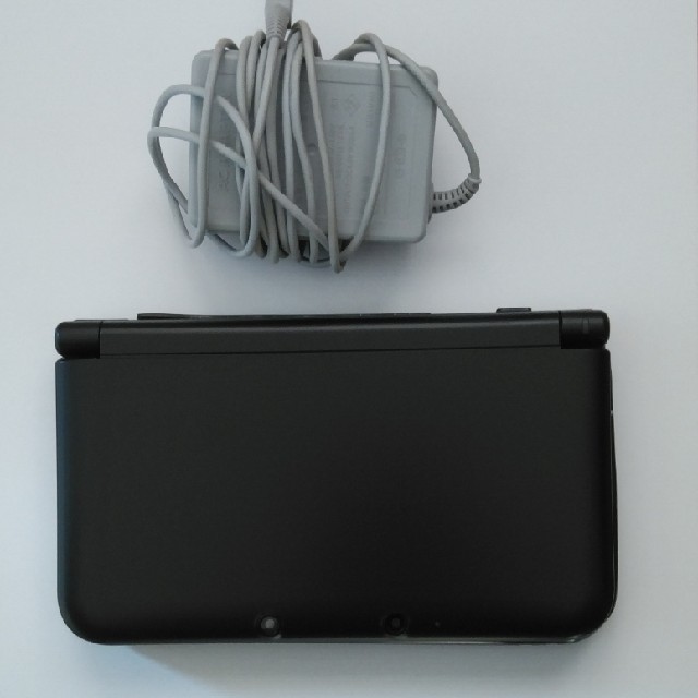 ニンテンドー3DS(ニンテンドー3DS)の3ds LL 黒　古い型 エンタメ/ホビーのゲームソフト/ゲーム機本体(携帯用ゲーム機本体)の商品写真