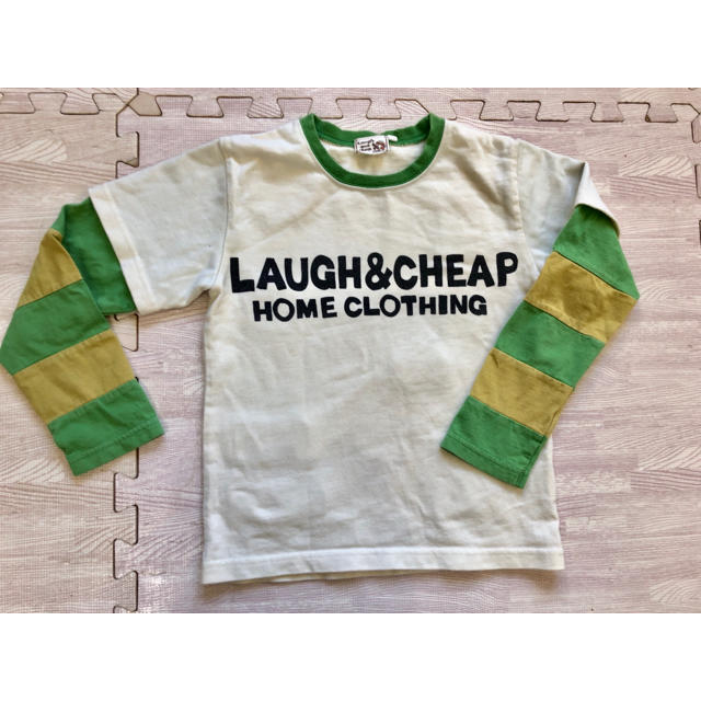 LAUGH & CHEAP(ラフアンドチープ)のLAUGH AND CHEAP 長そでTシャツ　 120 キッズ/ベビー/マタニティのキッズ服男の子用(90cm~)(Tシャツ/カットソー)の商品写真