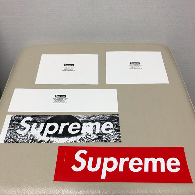 Supreme(シュプリーム)のサップ様専用　Supreme × AKIRA ステッカー4種 おまけ付き メンズのファッション小物(その他)の商品写真