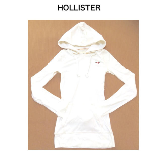 Hollister(ホリスター)のホリスター！パーカー！マーク！白 レディースのトップス(トレーナー/スウェット)の商品写真