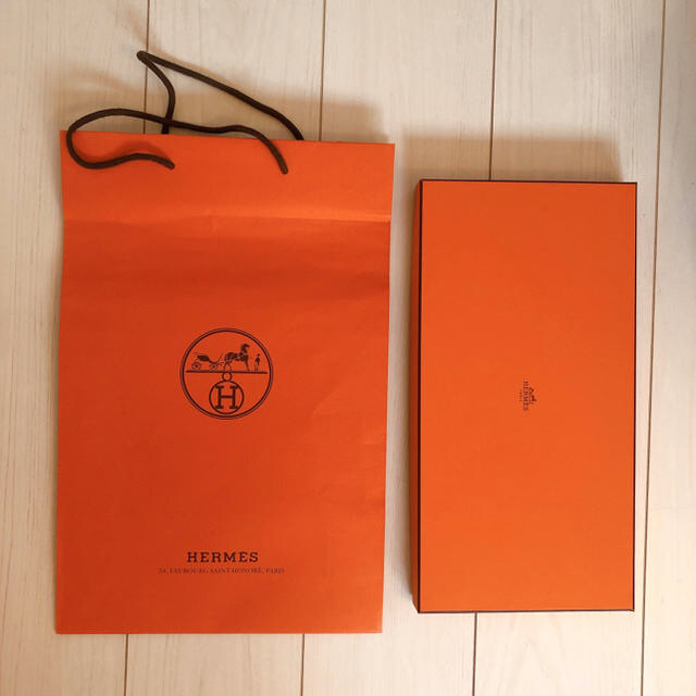 Hermes(エルメス)のエルメス HERMES ショッパー　ボックス　紙袋 レディースのバッグ(ショップ袋)の商品写真