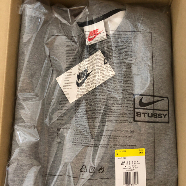 NIKE stussy クルーネック S (supremeのMより大)トップス