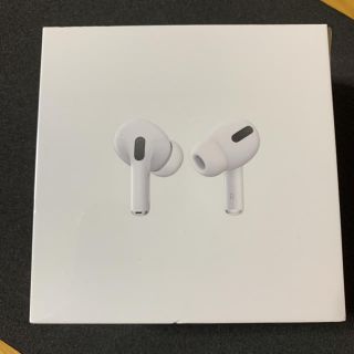 アップル(Apple)の【新品未使用】AirPods pro (ヘッドフォン/イヤフォン)