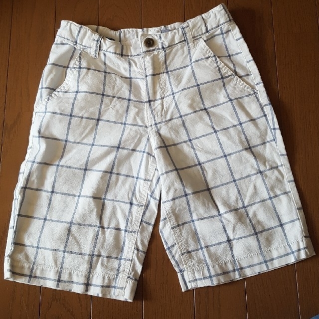 Old Navy(オールドネイビー)のOLD NAVY おそらく140センチ　白パンツ キッズ/ベビー/マタニティのキッズ服男の子用(90cm~)(パンツ/スパッツ)の商品写真