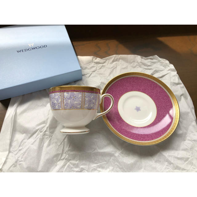 WEDGWOOD(ウェッジウッド)のティーカップ インテリア/住まい/日用品のキッチン/食器(グラス/カップ)の商品写真