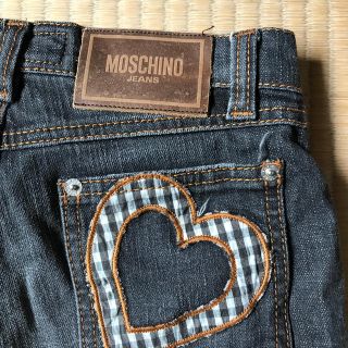 美品　LOVE MOSCHINO デニムパンツ