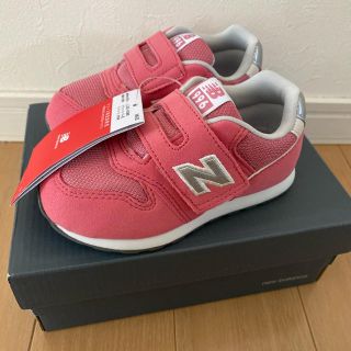 ニューバランス(New Balance)の新品＊ニューバランス　996  最新モデル　キッズ(スニーカー)