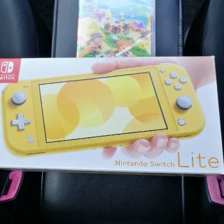 ニンテンドースイッチ(Nintendo Switch)の新品未開封　任天堂Switchlite　イエロー　(携帯用ゲーム機本体)