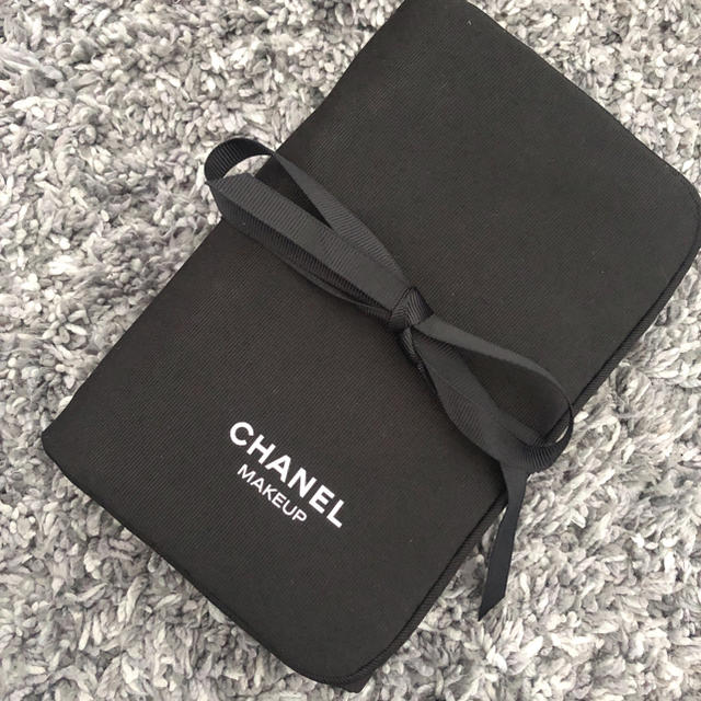 CHANEL(シャネル)のCHANEL ポーチ レディースのファッション小物(ポーチ)の商品写真