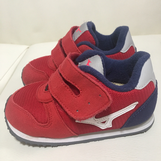 ミズノ(MIZUNO)の15.5 幼児 ミズノスニーカー 元価格4950円(スニーカー)