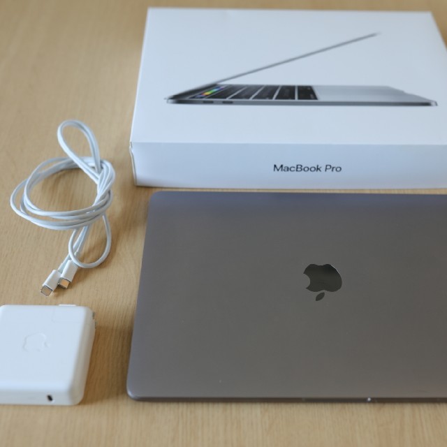 Apple(アップル)のMacBook Pro 13 Touch Bar メモリ16GB 3.3GHz スマホ/家電/カメラのPC/タブレット(ノートPC)の商品写真
