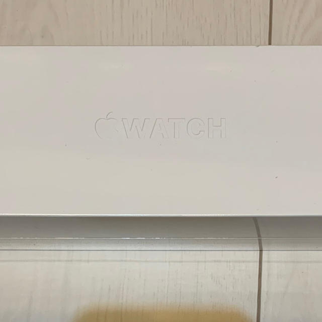 Apple Watch(アップルウォッチ)のApple Watch Series 5(GPSモデル)- 44mm ゴールド メンズの時計(腕時計(デジタル))の商品写真