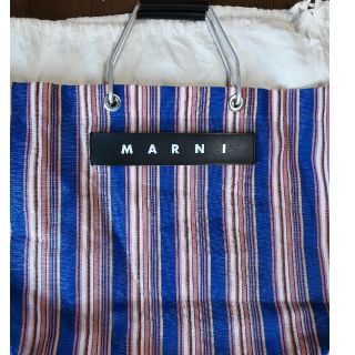 マルニ(MARNI)のマルニ　ストライプバッグ　(かごバッグ/ストローバッグ)
