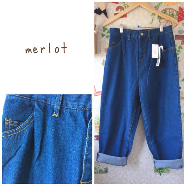 merlot(メルロー)のデニムサルエルパンツ レディースのパンツ(サルエルパンツ)の商品写真